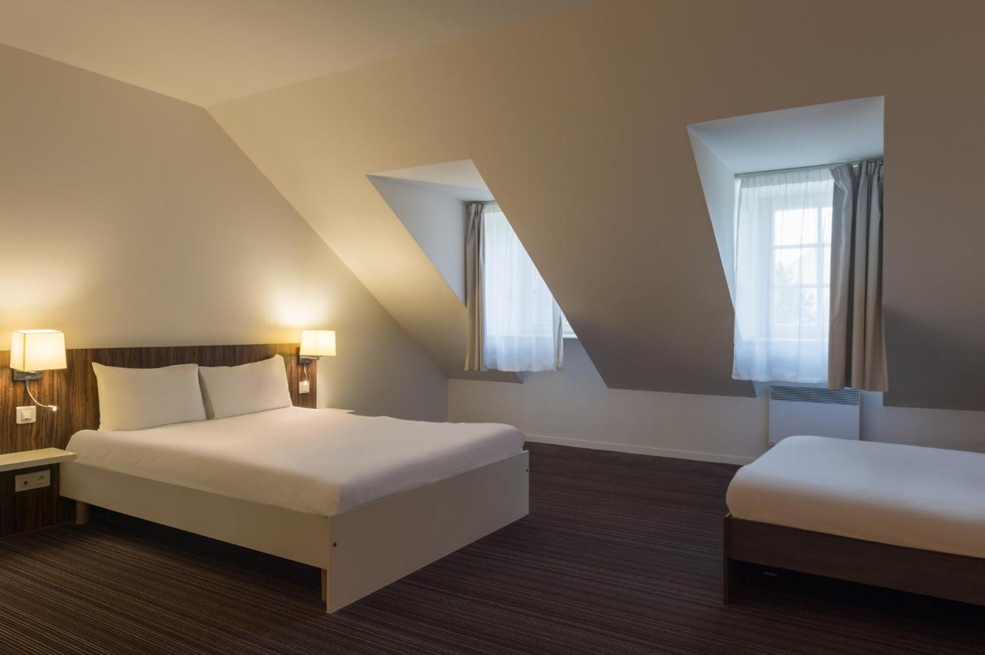 The Originals City, Hotel Le Coeur D'Or, Sedan Est Douzy Luaran gambar